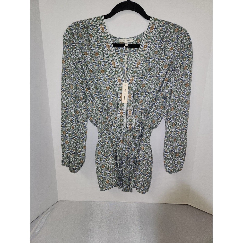 Max Studio floral green 3/4 sleeve v neck size L "NWT"